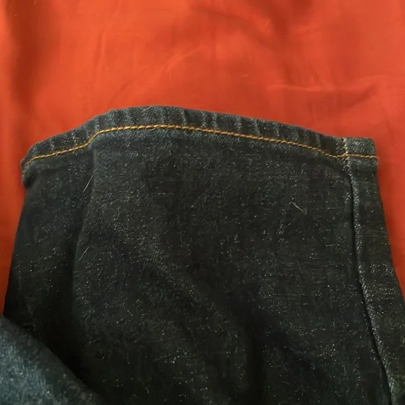 Old Navy Athletic Fit Jeans - Picture 8 of 9